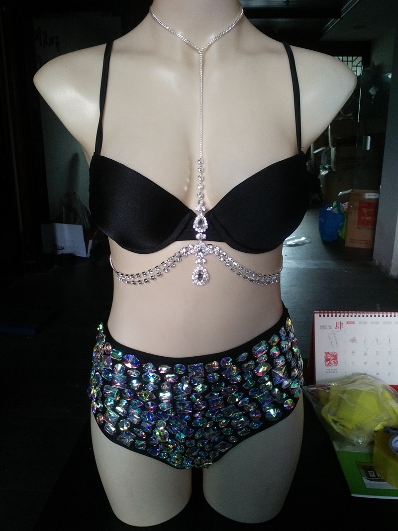2016-Venus-Vacation-hot-selling-open-hot-girl-push-up-bikini-bling-rhinestone-swimwear-with-chains-32704149471