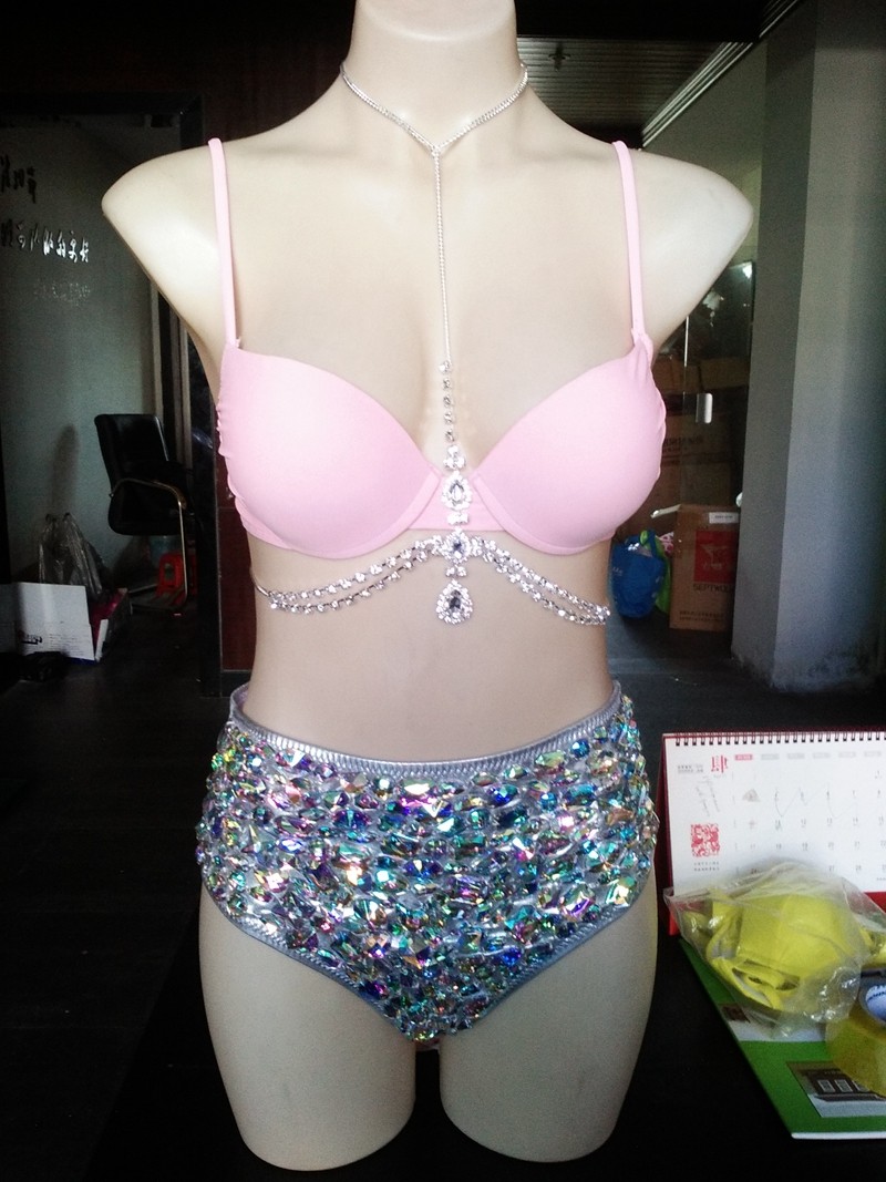 2016-Venus-Vacation-hot-selling-open-hot-girl-push-up-bikini-bling-rhinestone-swimwear-with-chains-32704149471