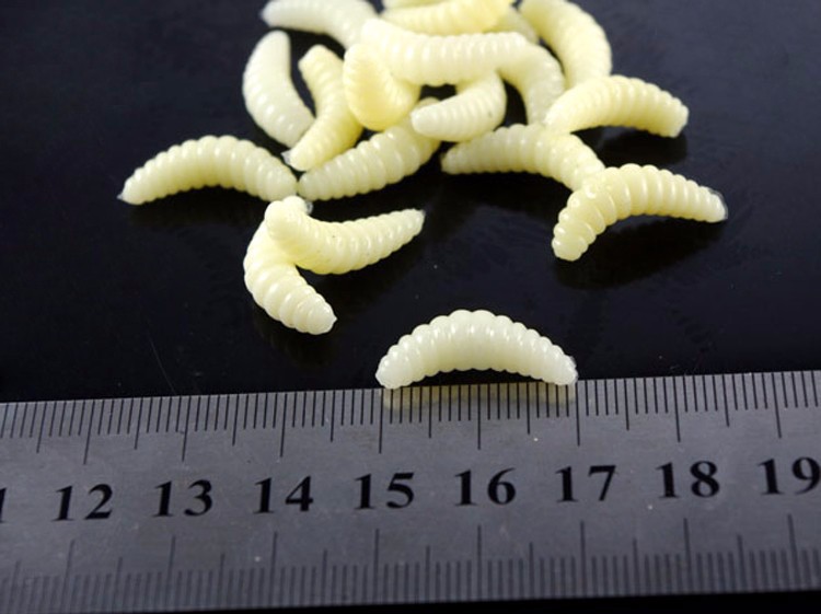 50PCS-2cm-04g-fishing-lure-maggot-Grub-Soft-Lure-Baits-smell-Worms-mixed-color-Fishing-Lures-Fishy-S-32405550911