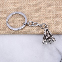 2pcs New charming novelty Silver Color Metal Vintage badminton shuttlecock Key Chains Accessory & Chrome plated Key Rings